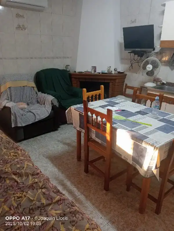 Casa aparellada en venda a Jacarilla