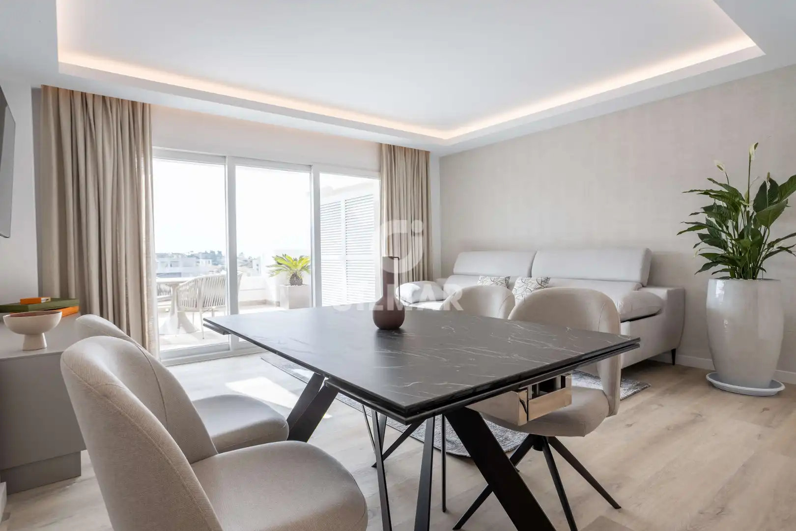Penthouse with terrace for sale in Nueva Andalucía, imagen 7