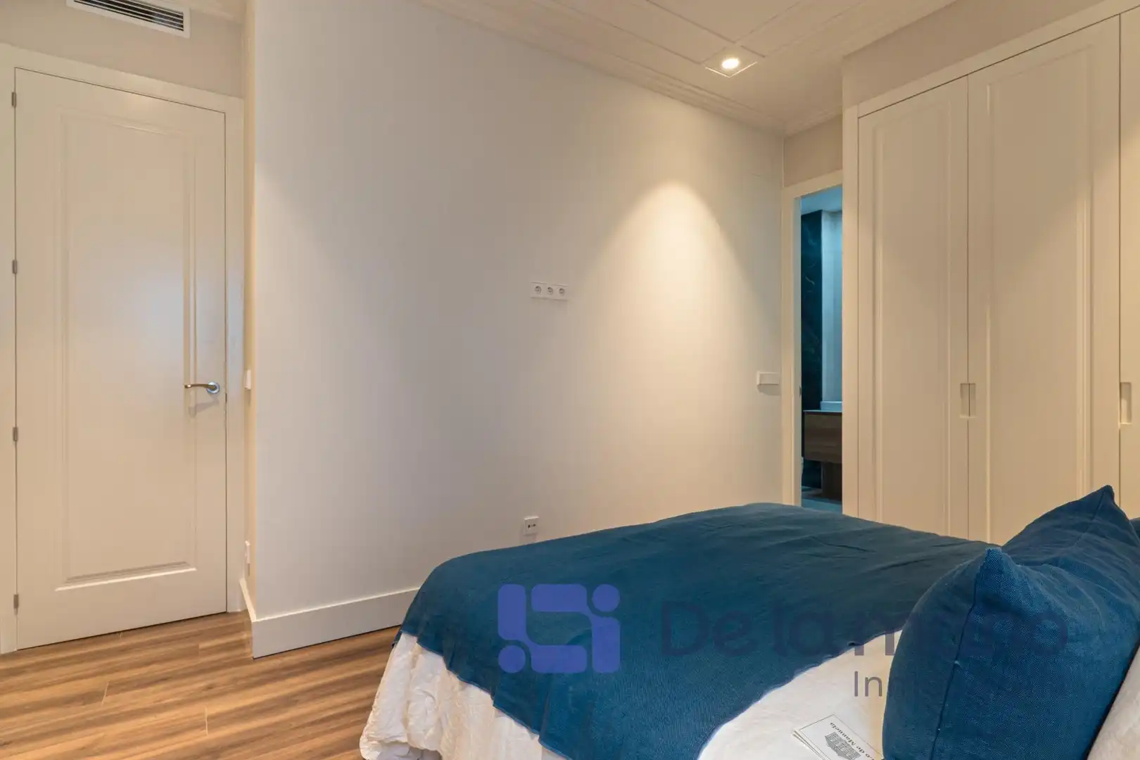 Habitación de Piso en venta en Madrid con Aire acondicionado, Calefacción y Balcón