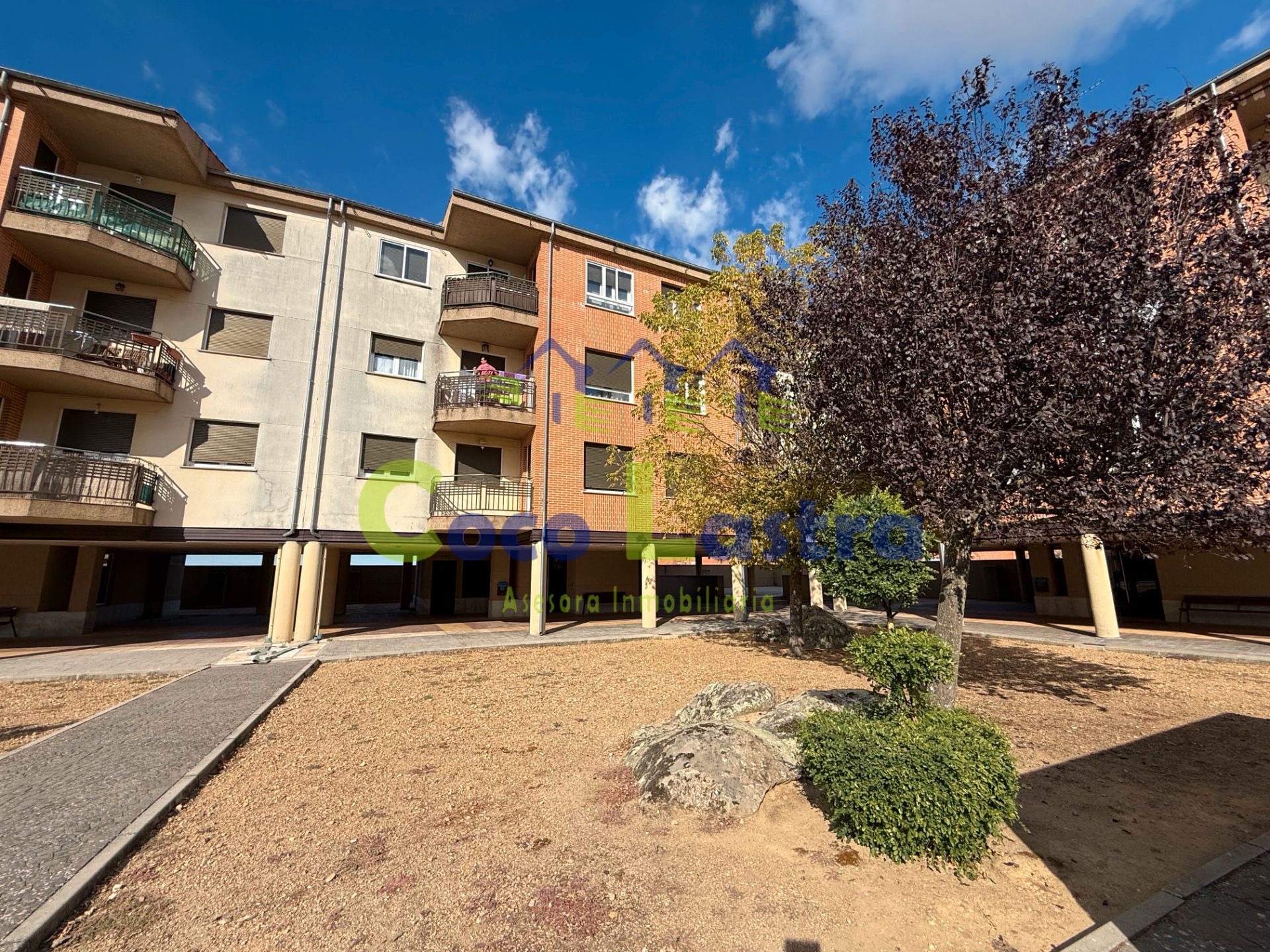 Vista exterior de Pis en venda en Guijuelo amb Calefacció, Parquet i Traster