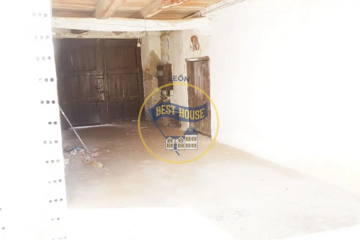Finca rústica en venta en Armunia