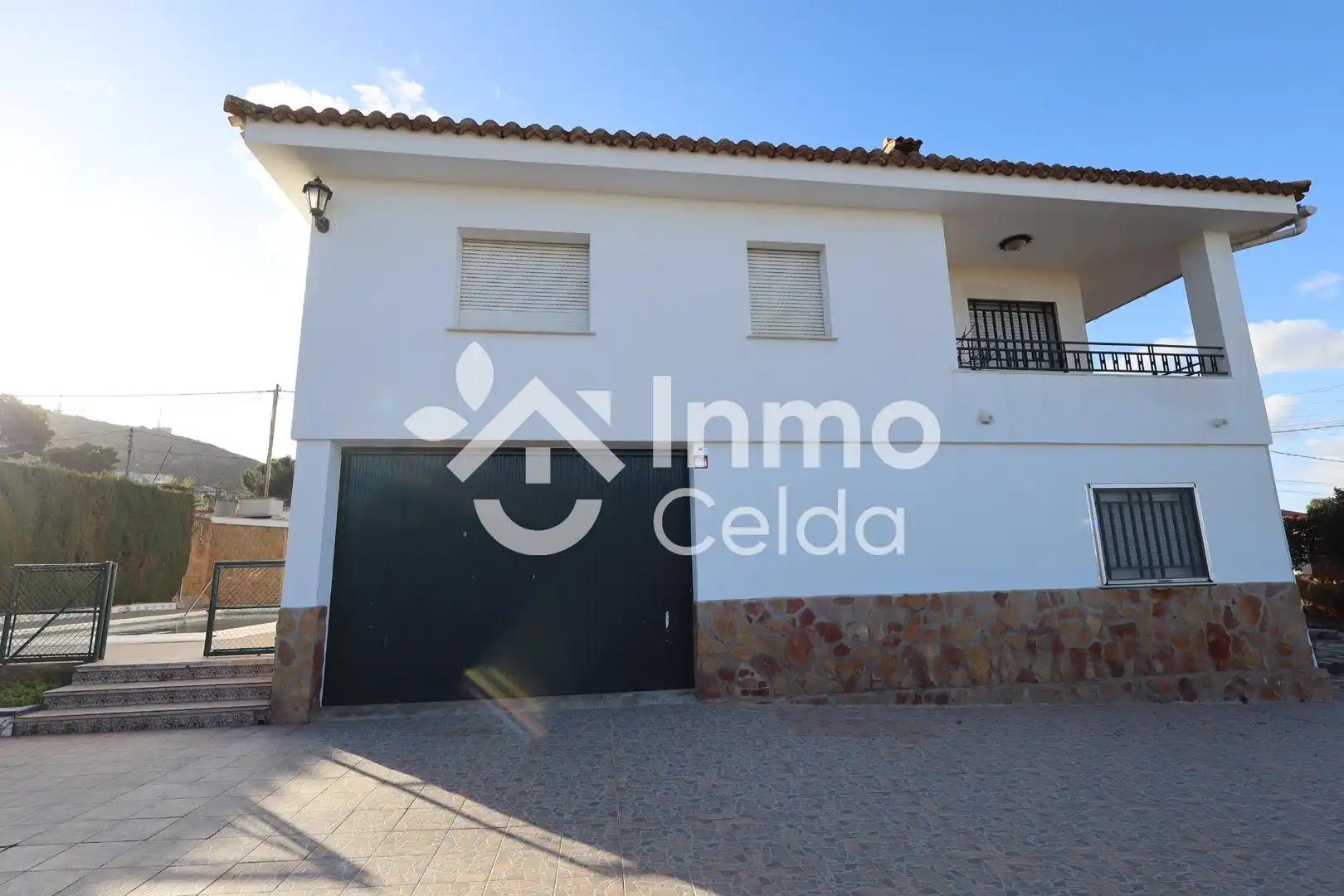 Vista exterior de Casa o chalet en venta en Chiva con Aire acondicionado, Calefacción y Jardín privado