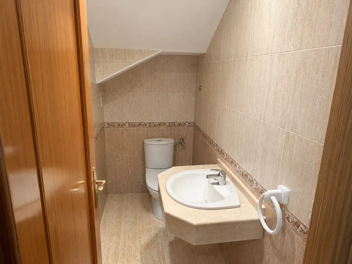 Bany de Casa o xalet en venda en Tordesillas amb Jardí privat, Terrassa i Piscina comunitària