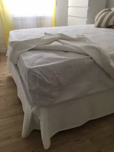 Dormitori de Pis de lloguer en Santander amb Calefacció, Parquet i Moblat