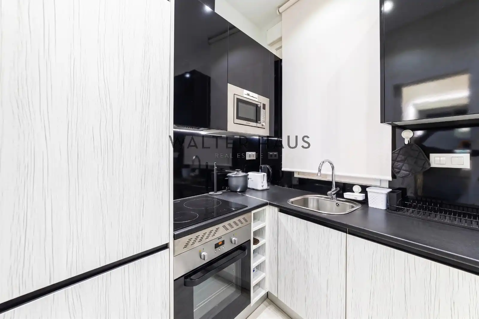 Kitchen of Flat for sale in Madrid  with Air Conditioner, Furnished and Oven