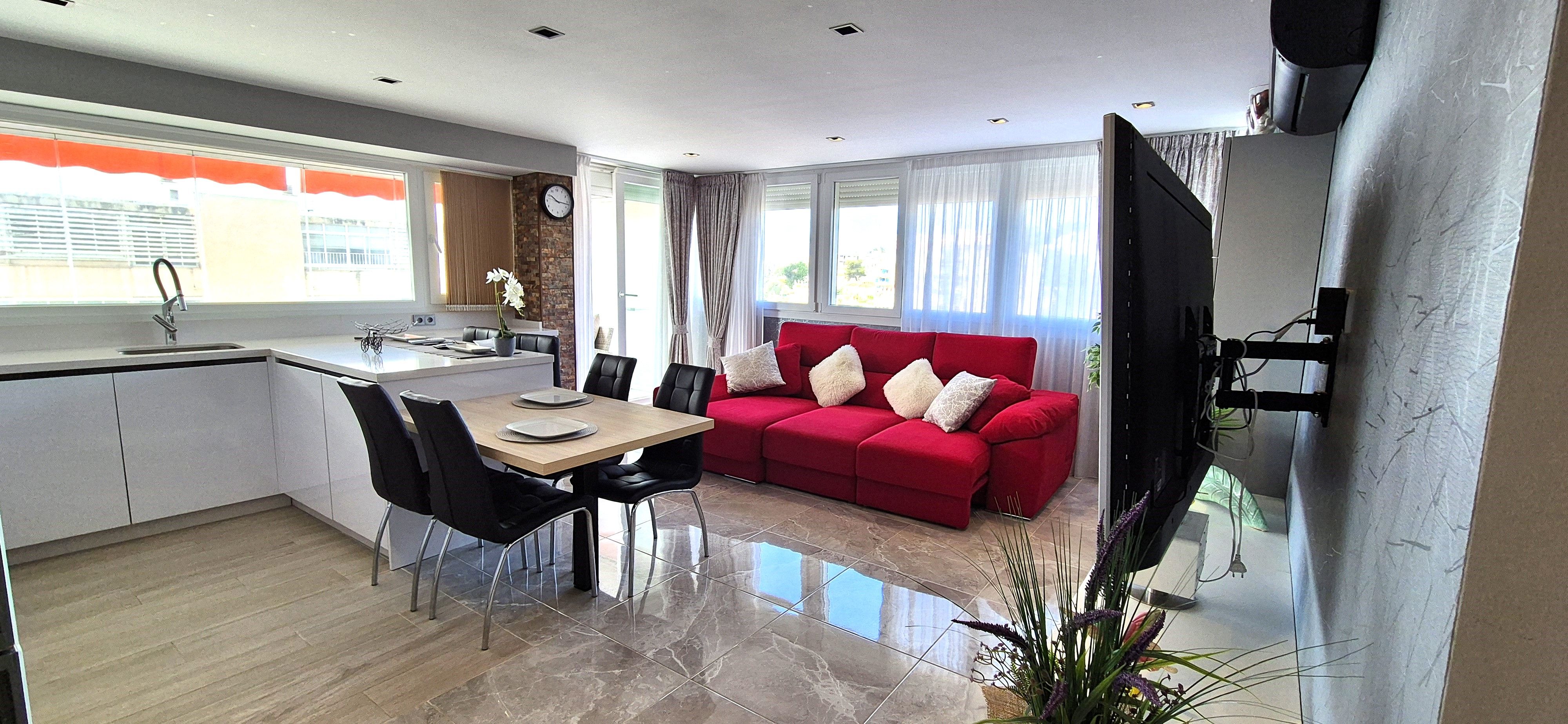 Attic for sale in Avenida Carlota Alessandri, La Carihuela - Los Nidos