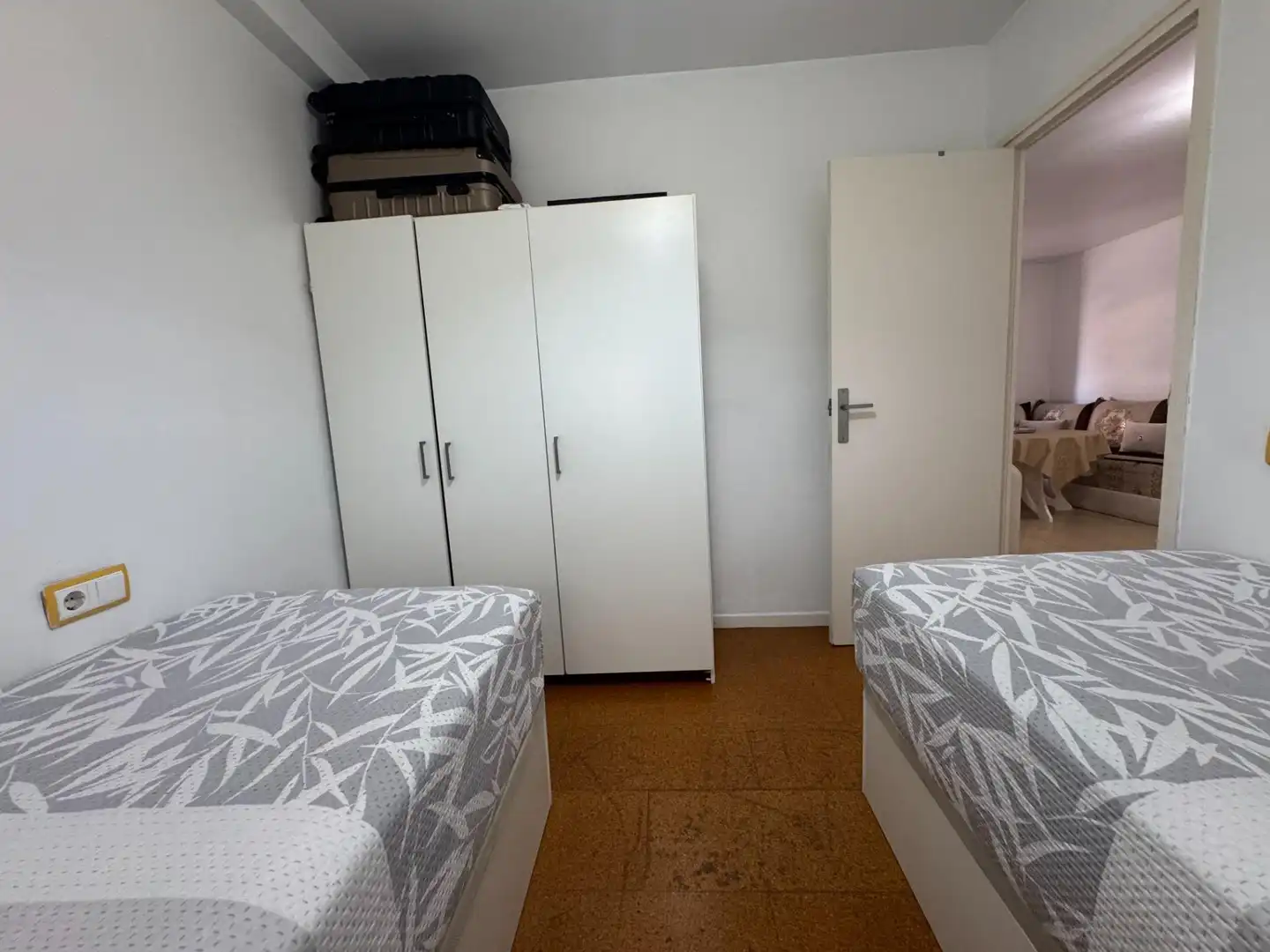Piso con terraza en venta en Calle MIGUEL HERNANDEZ, imagen 8