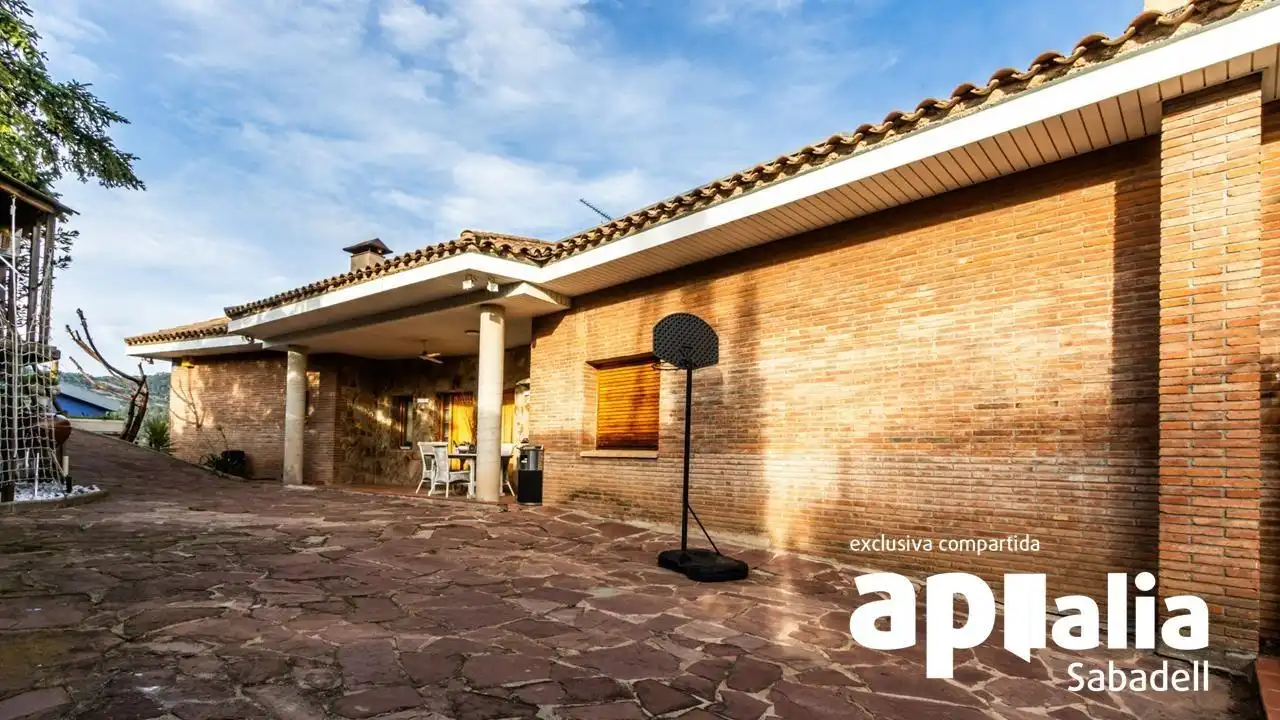 Casa amb terrassa en venda a El Racó - Sant Feliu del Racó, imagen 6