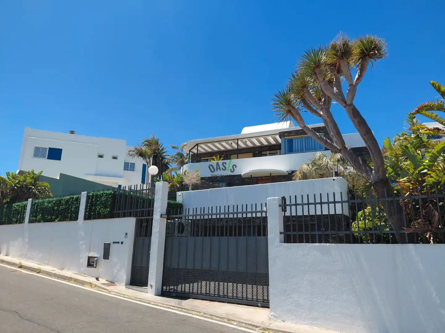Vista exterior de Casa o xalet en venda en Güímar amb Terrassa, Traster i Piscina