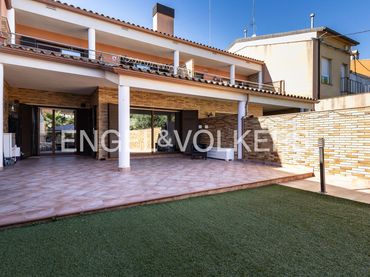 Casa a schiera con giardino in vendita a Bonavista - Bufalà - Morera