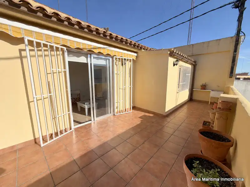 Außenansicht von Dachboden zur Miete in Valencia mit Klimaanlage, Heizung und Terrasse