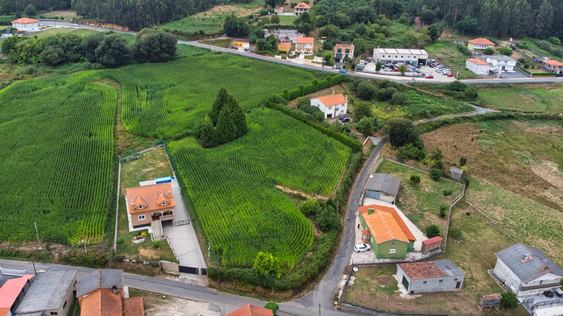 Houses for sale in Abegondo  with Heating, Private garden and Parquet flooring