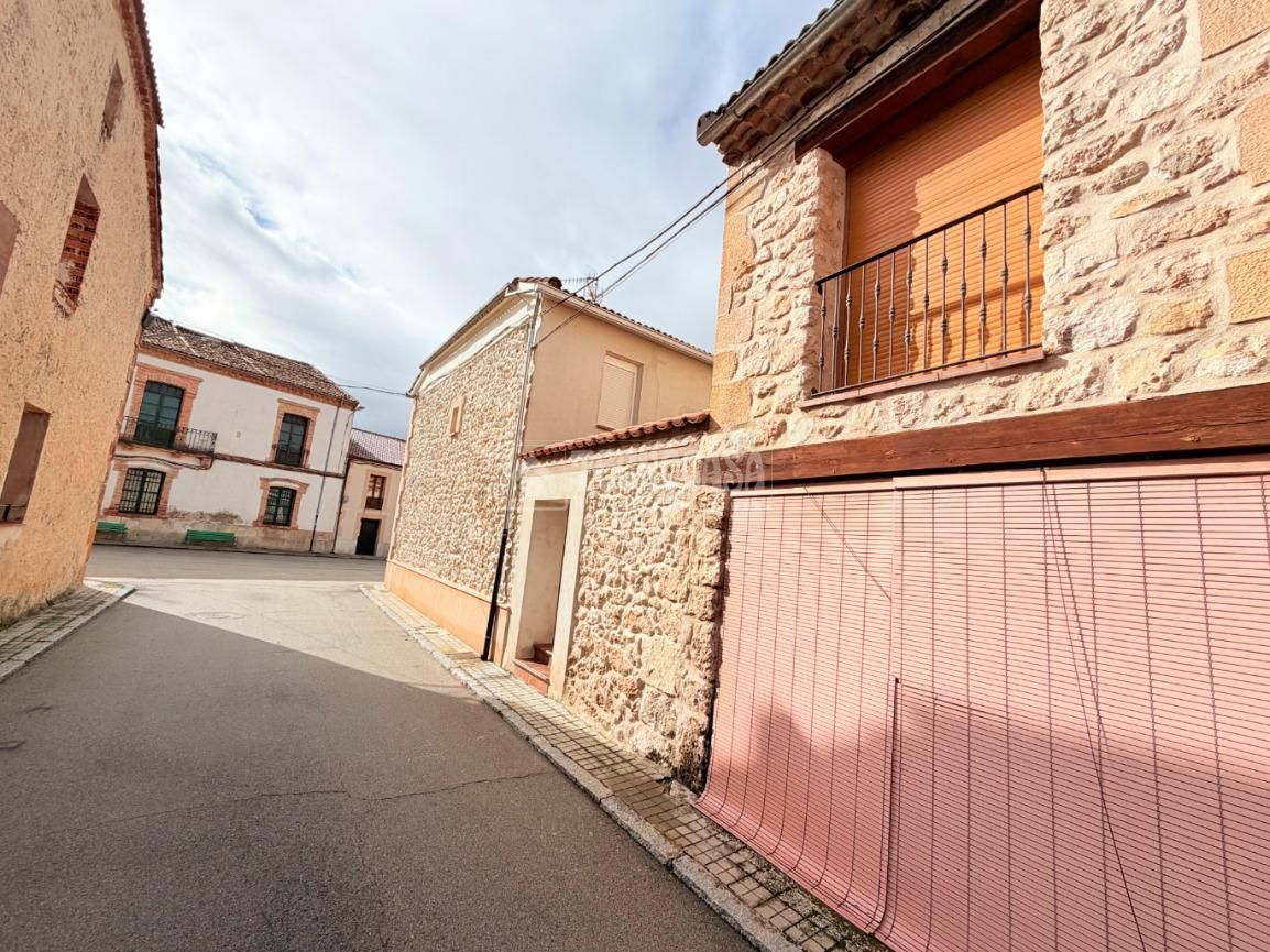 Vista exterior de Finca rústica en venta en Navalilla