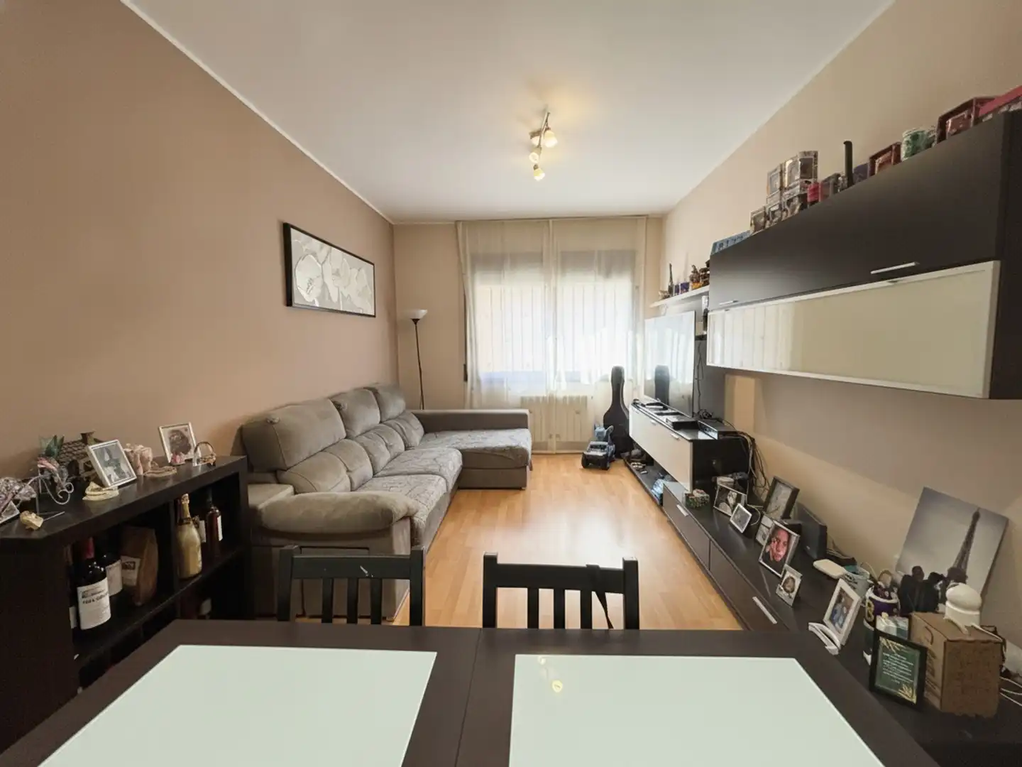 Wohnzimmer von Wohnung zum Verkauf in Sant Feliu de Codines mit Klimaanlage, Heizung und Parkett