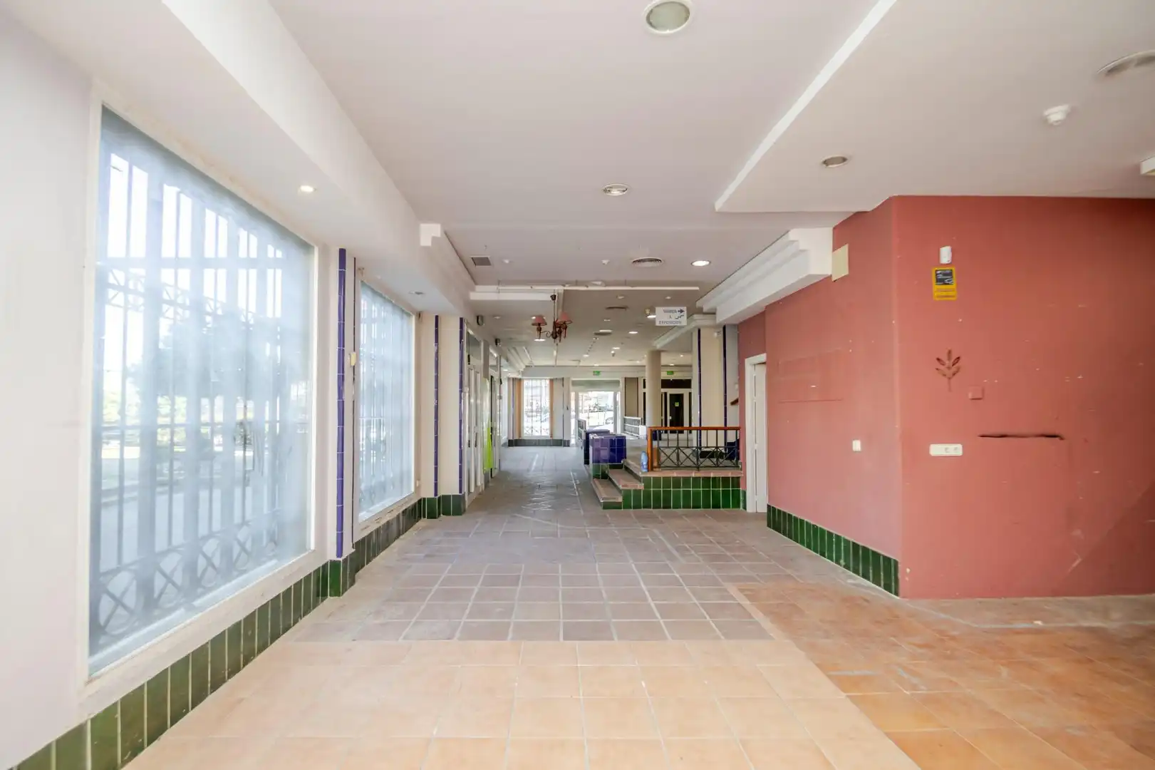 Edificio en venta en Mairena del Aljarafe