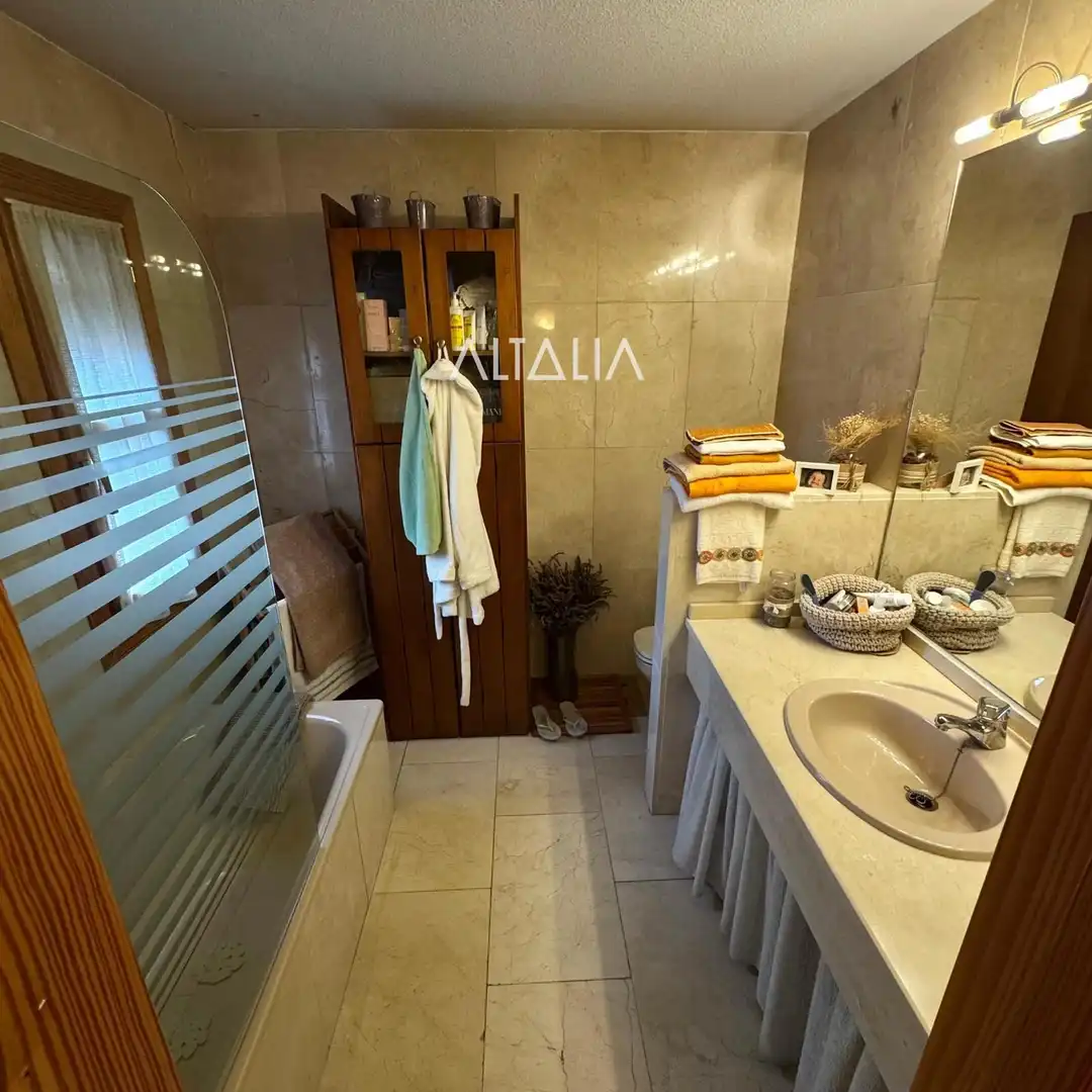 Bathroom of Detached homes for sale in Cuenca  with Heating, Terrace and Storage room