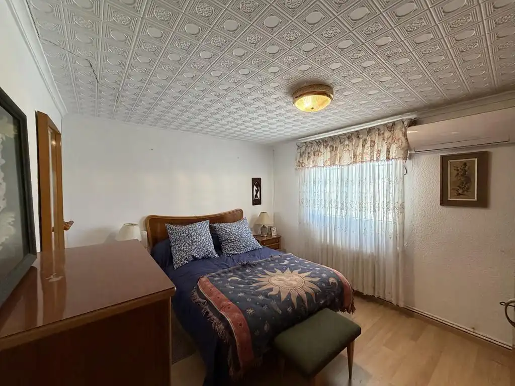 Dormitori de Casa o xalet en venda en Villena amb Aire condicionat