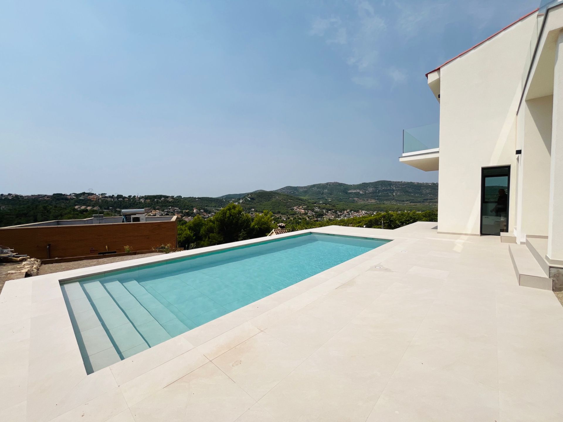 Piscina de Casa o xalet en venda en Canyelles amb Aire condicionat, Calefacció i Jardí privat