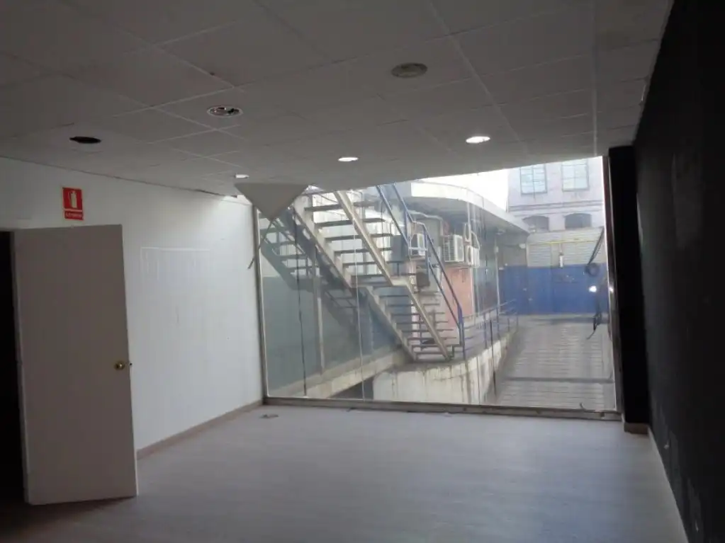 Business premises for sale in C/Sant Gaietà, imagen 9