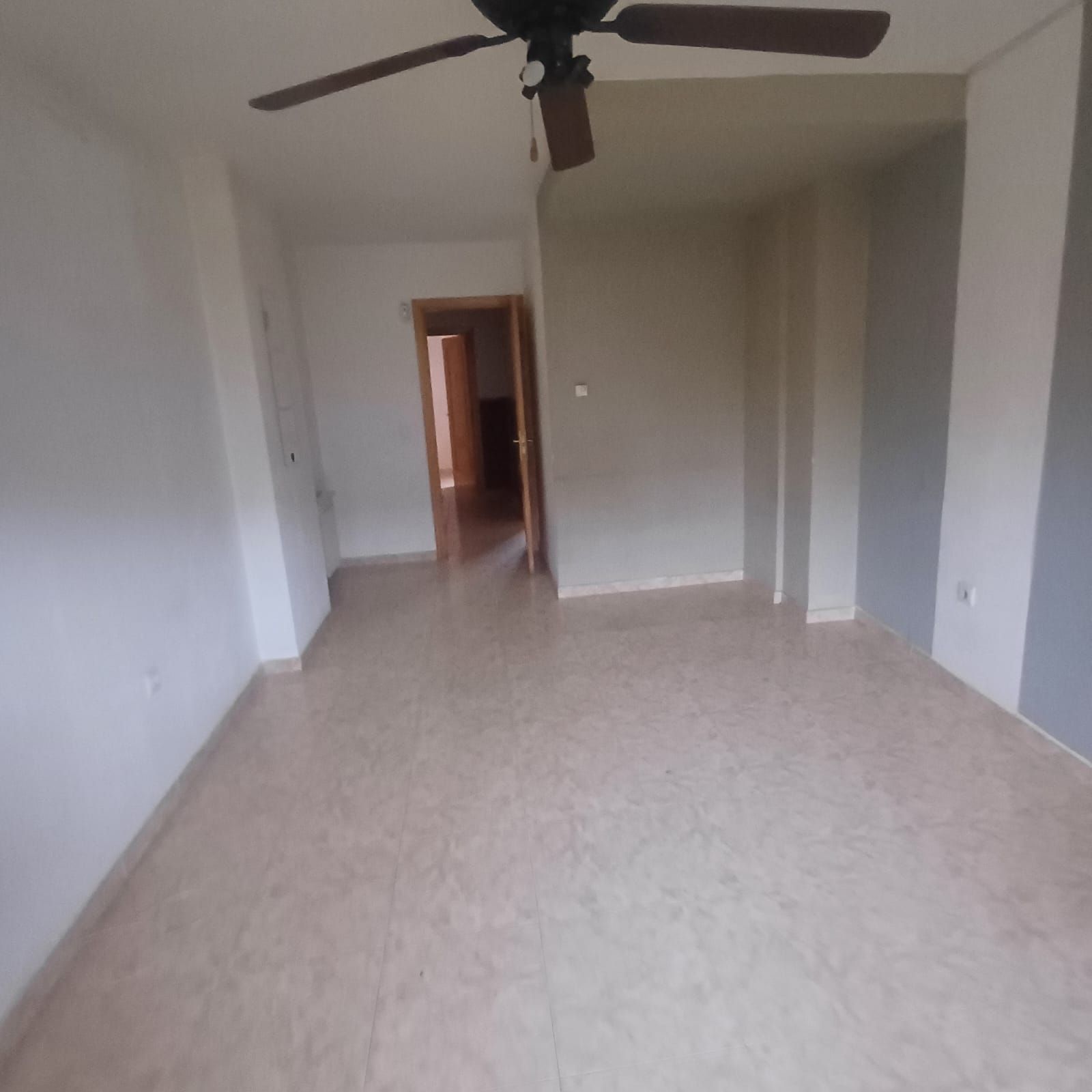 Habitación de Dúplex en venta en Azuqueca de Henares