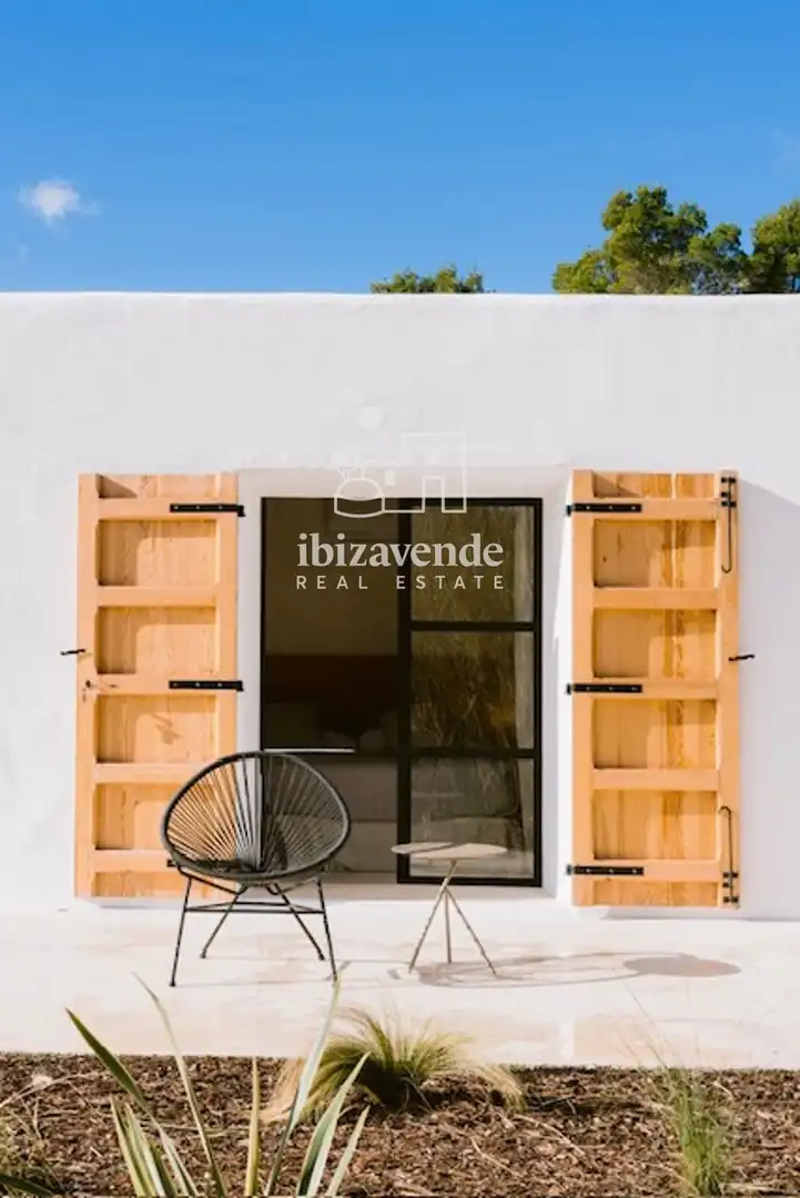 Vista exterior de Casa o chalet de alquiler en Sant Joan de Labritja con Aire acondicionado, Calefacción y Jardín privado