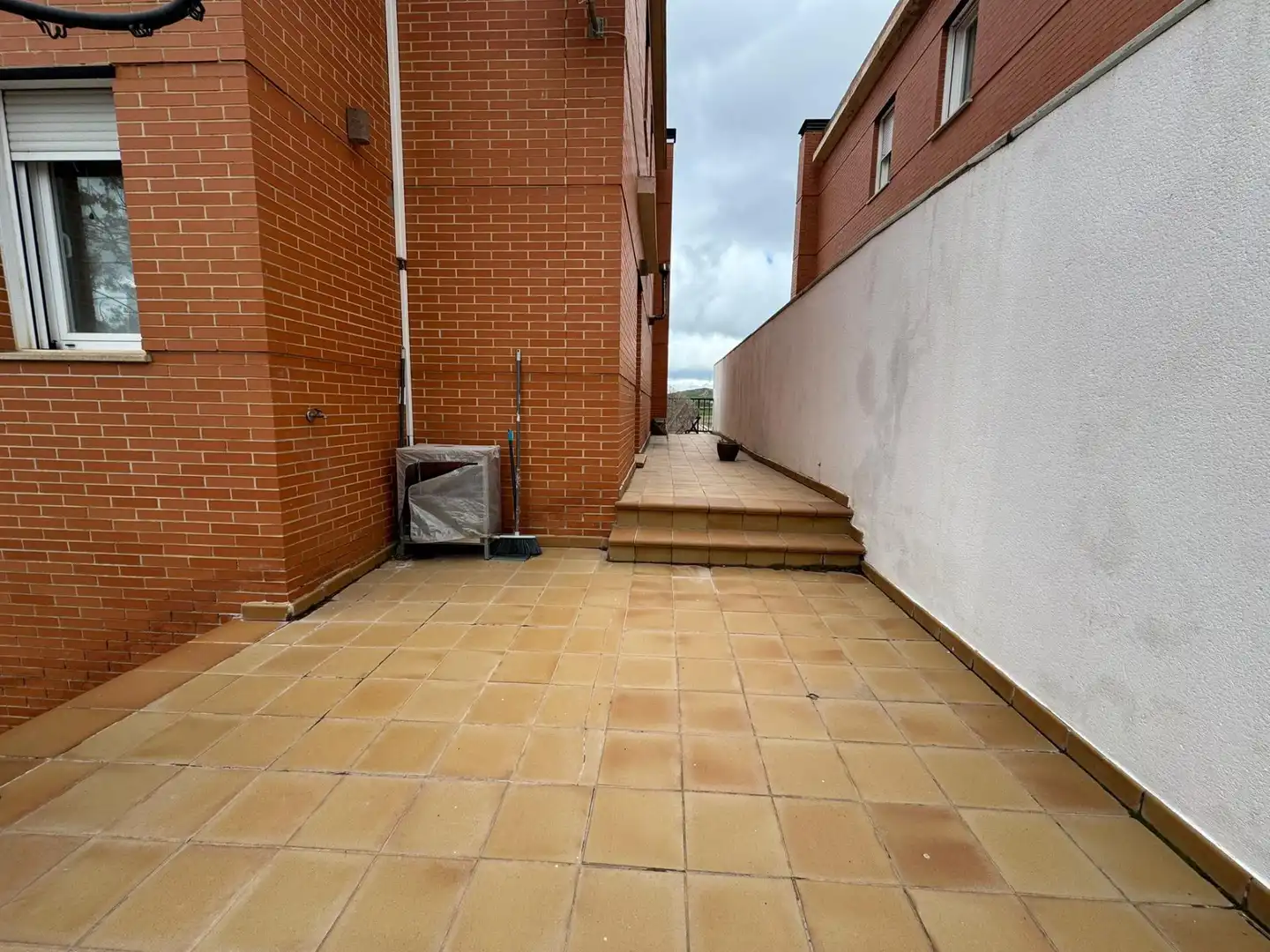Terraza de Casa adosada en venta en Poblete con Aire acondicionado, Calefacción y Jardín privado