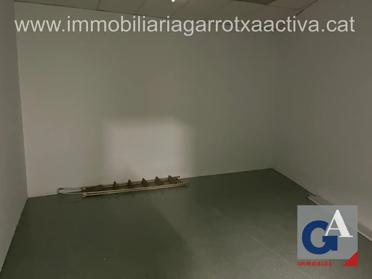 Business premises for sale in Olot, imagen 13