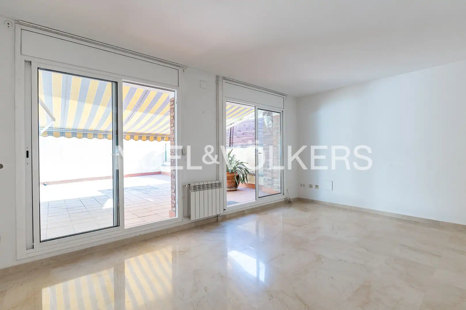 Maison mitoyenne avec piscine à vendre à Nou Eixample Nord, imagen 10