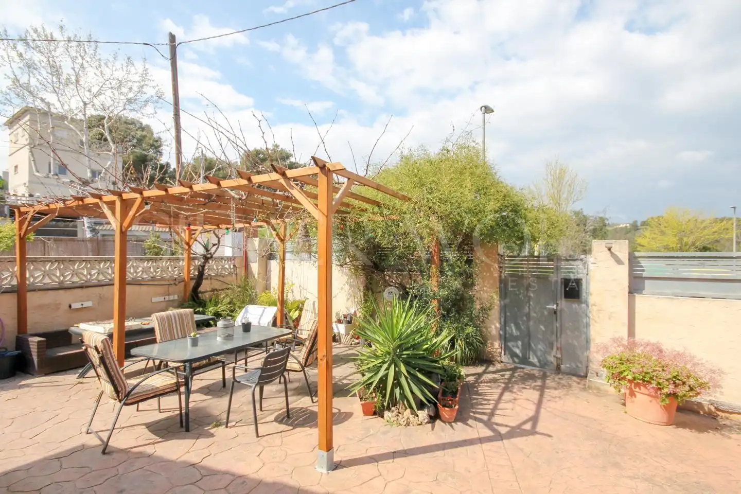 Terrassa de Casa o xalet en venda en Sant Boi de Llobregat amb Jardí privat, Parquet i Terrassa