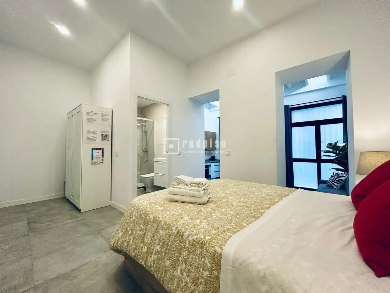 Habitación de Piso en venta en Madrid con Terraza, Amueblado y Alarma
