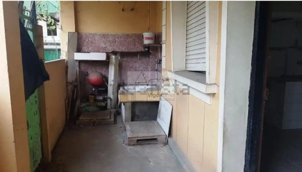 Vista exterior de Casa o xalet en venda en Cangas  amb Calefacció, Jardí privat i Terrassa