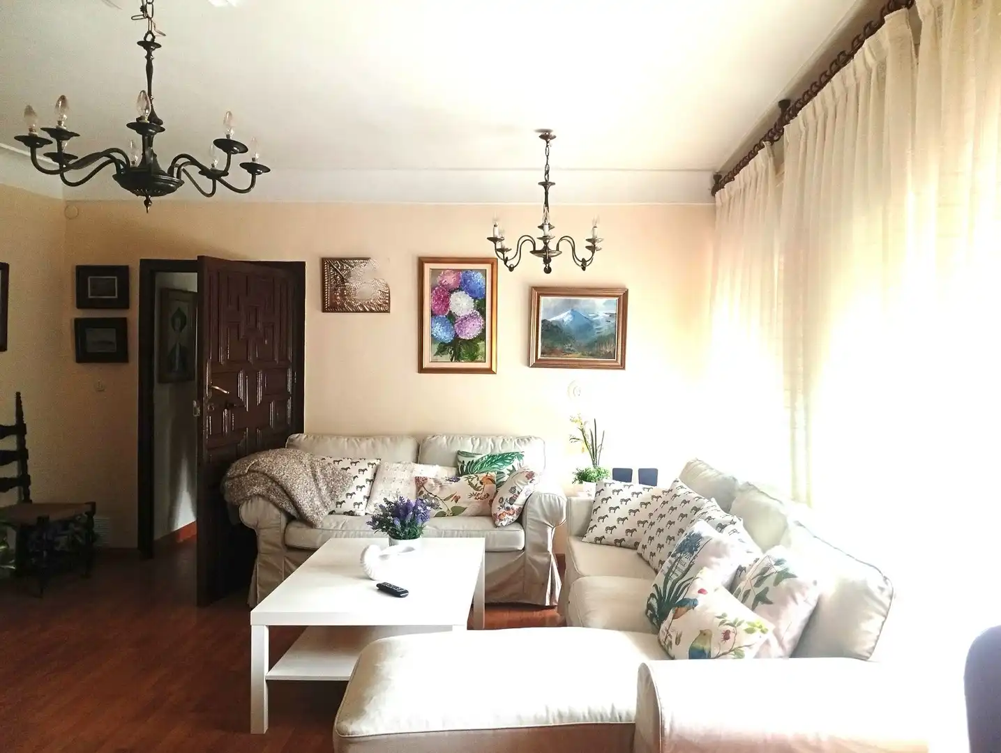 Sala de estar de Casa o chalet en venta en Villanueva de la Vera con Jardín privado y Trastero