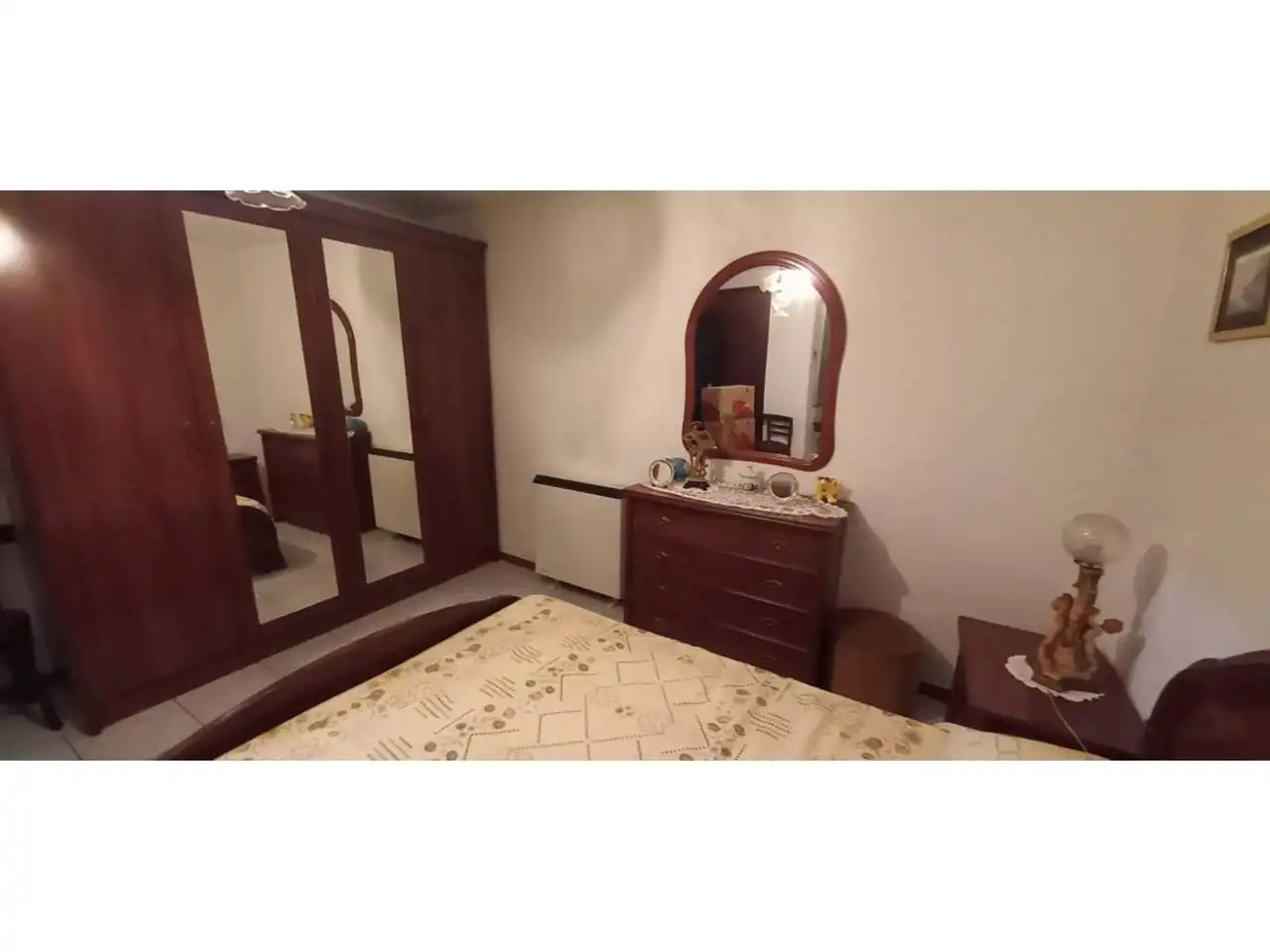 Dormitori de Casa o xalet en venda en Fuenteguinaldo amb Calefacció i Moblat