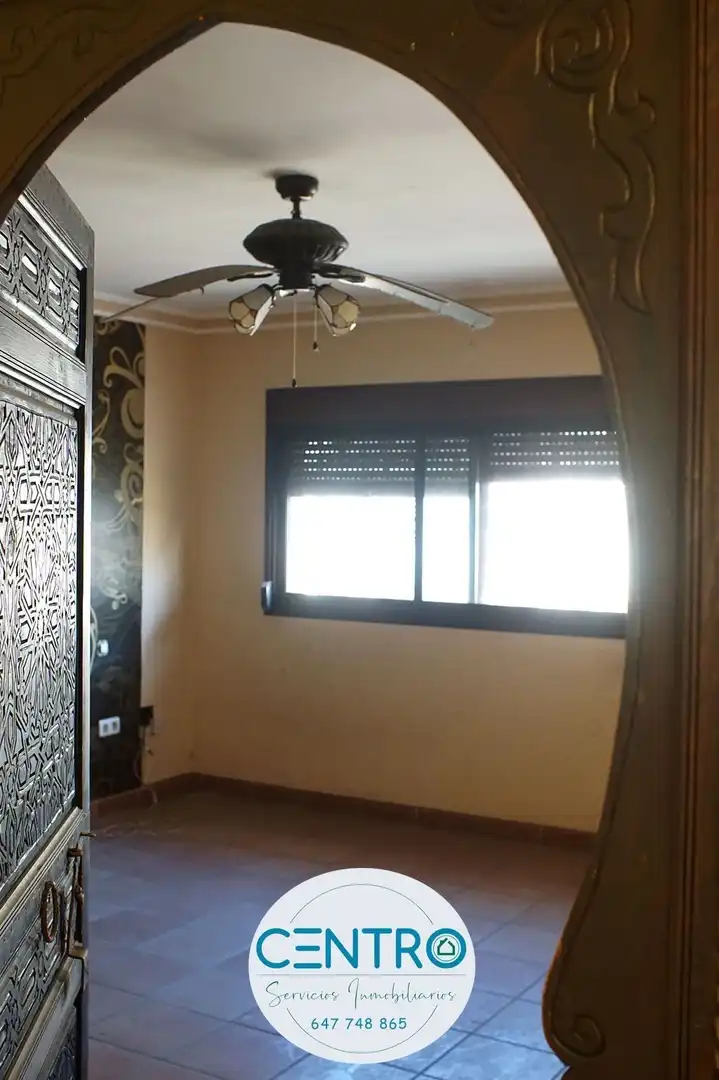 Habitación de Casa o chalet en venta en Algeciras con Terraza