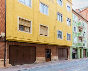 Vista exterior de Àtic en venda en  Teruel Capital