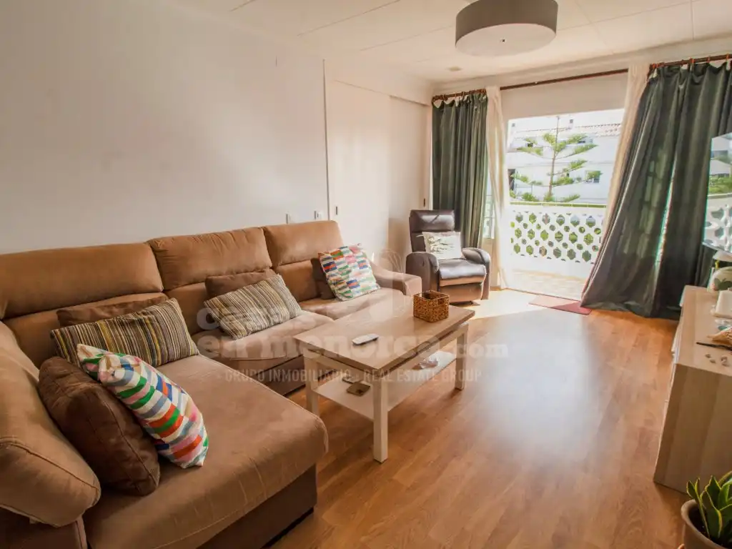 Living room of Flat for sale in Es Castell  with Air Conditioner and Terrace