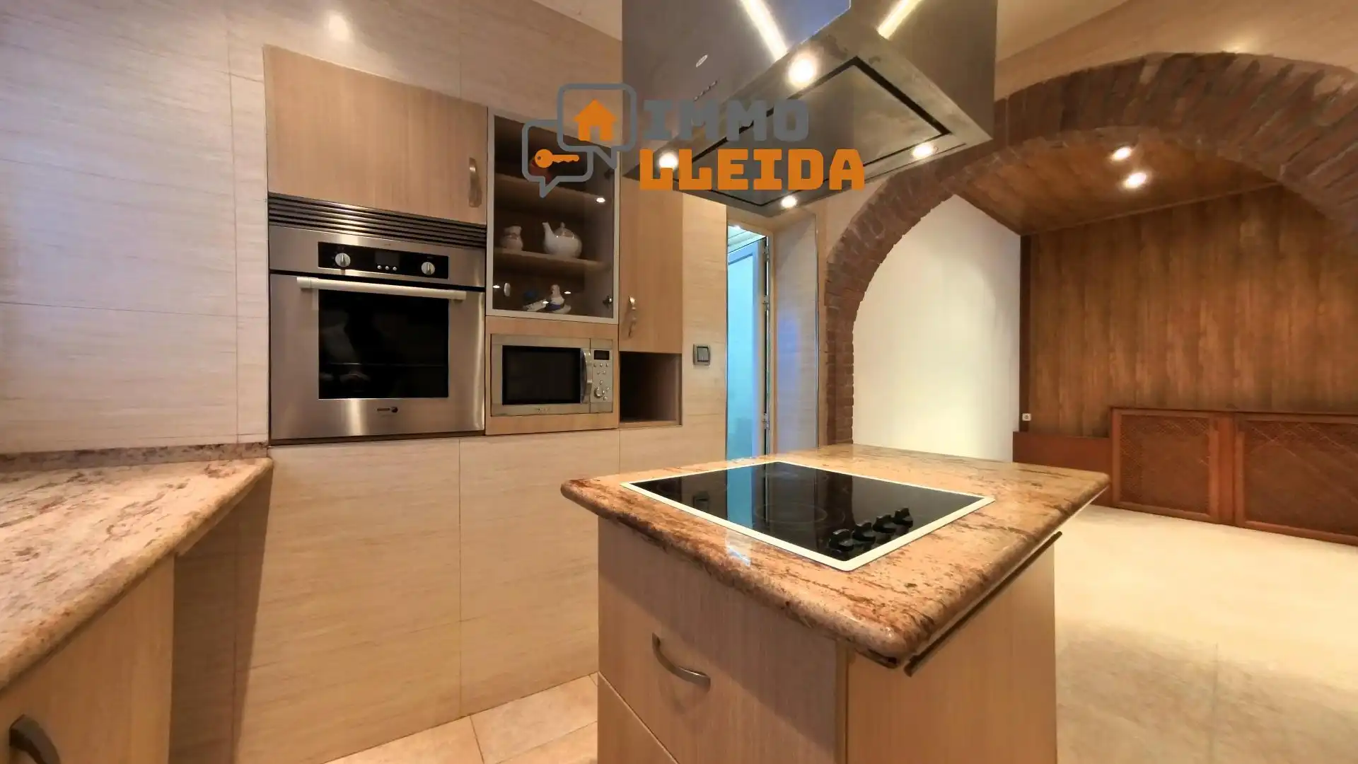 Cocina de Casa adosada en venta en Balaguer con Calefacción y Terraza