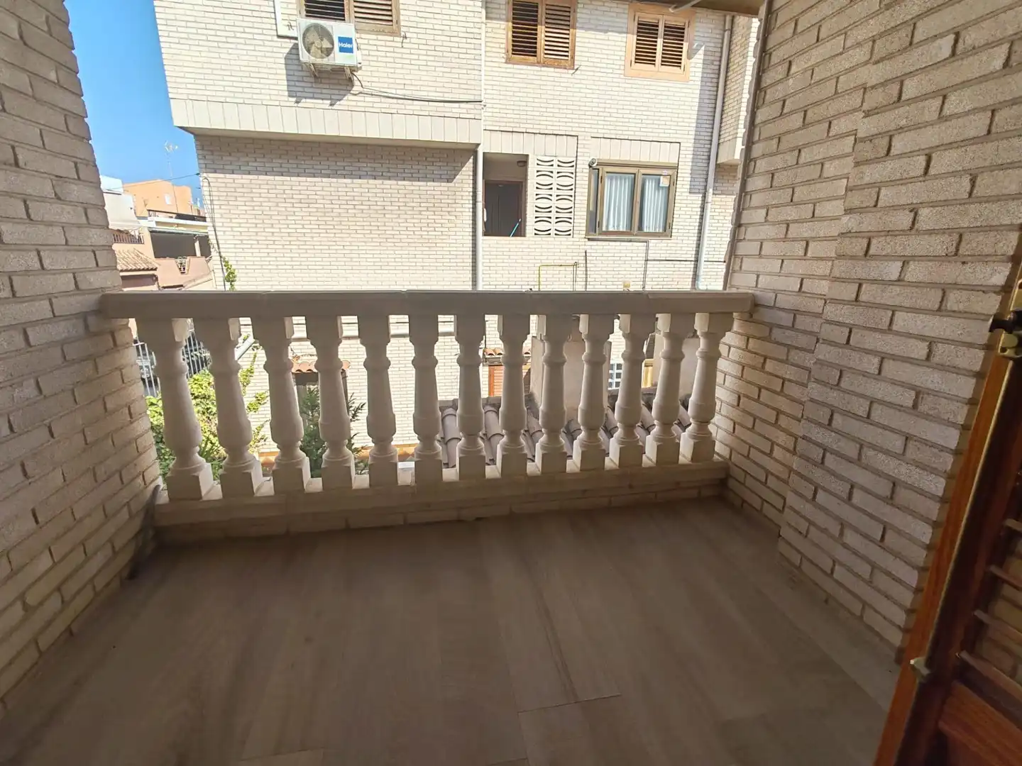 Balcony of Detached homes for sale in Sagunto / Sagunt  with Air Conditioner, Heating and Parquet flooring