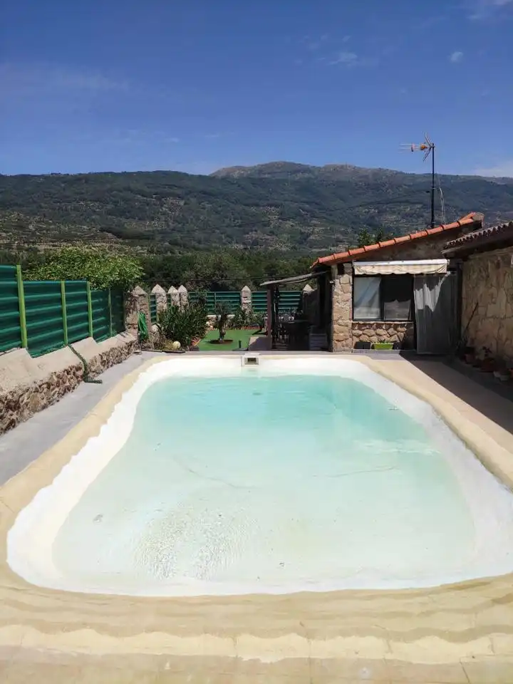 Piscina de Finca rústica en venta en Cabrero con Jardín privado y Piscina