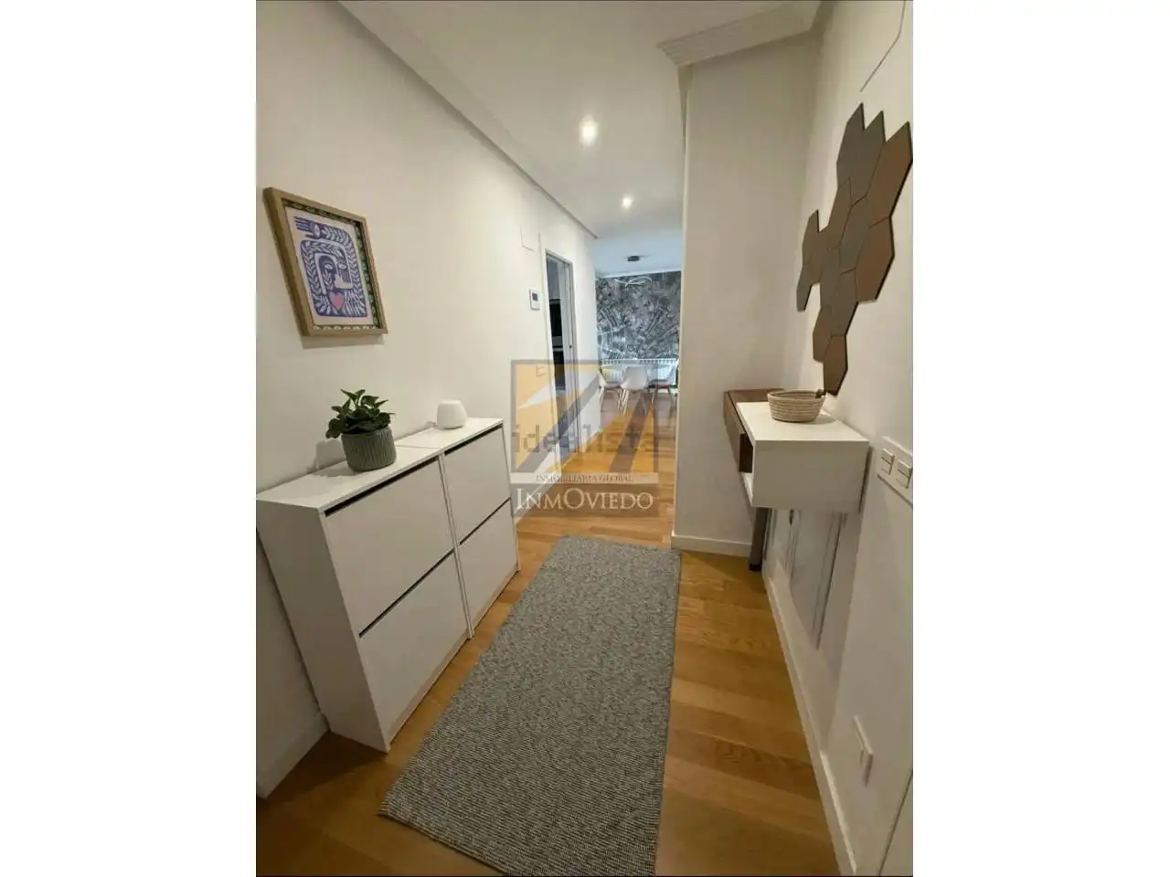 Ático de alquiler en Oviedo  con Calefacción, Parquet y Terraza