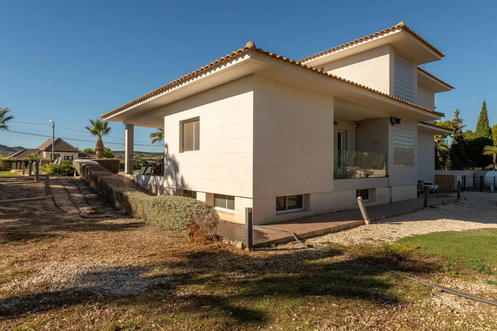 Vista exterior de Casa o chalet en venta en Alicante / Alacant con Aire acondicionado, Calefacción y Jardín privado