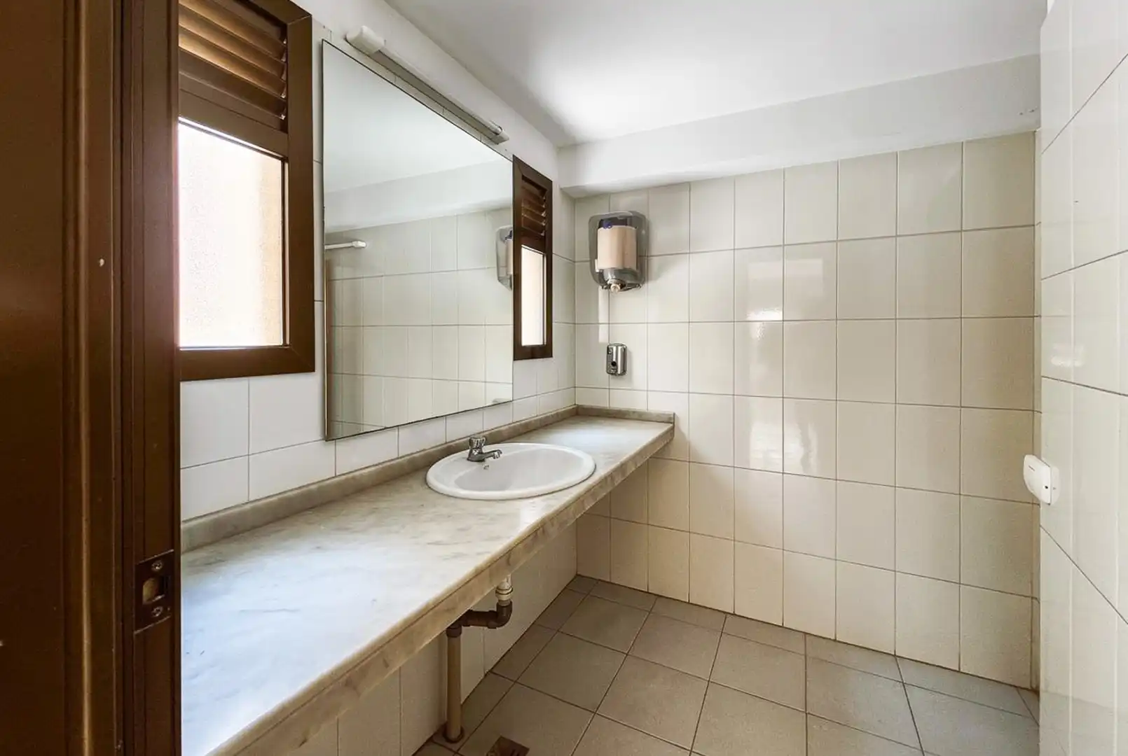 Baño de Piso en venta en Las Palmas de Gran Canaria con Piscina comunitaria