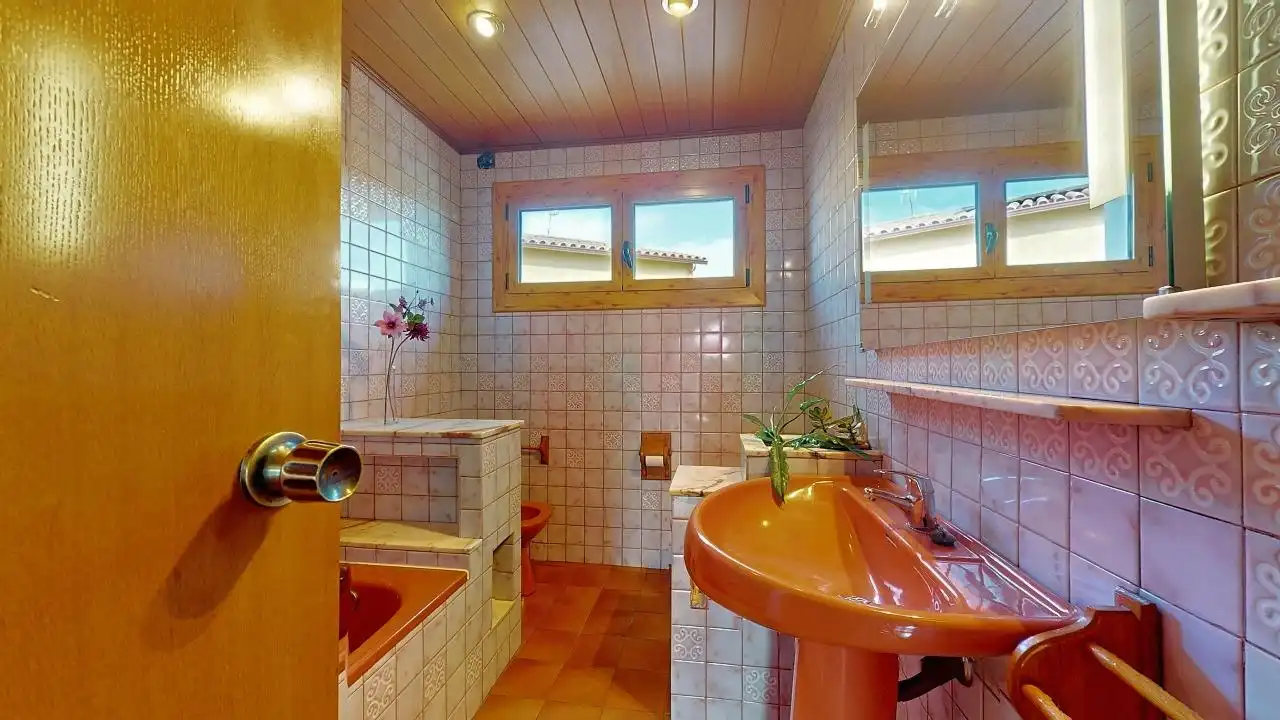 Baño de Casa o chalet en venta en Sentmenat con Aire acondicionado, Calefacción y Jardín privado
