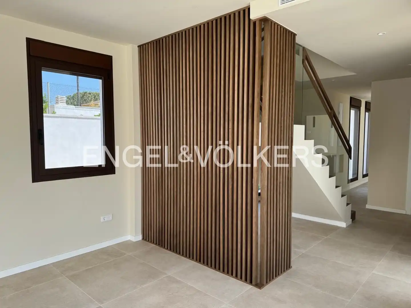 Houses for sale in L'Eliana  with Air Conditioner, Heating and Private garden