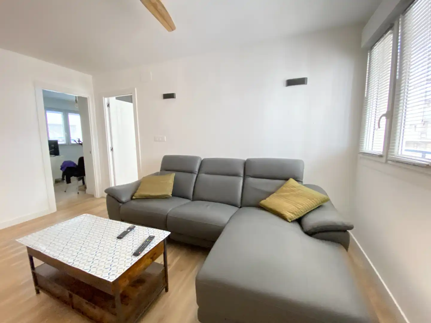 Sala de estar de Piso de alquiler en Bilbao  con Calefacción, Terraza y Amueblado