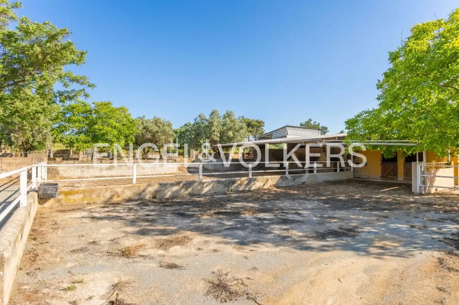 Casa o chalet en venta en Enguera con Aire acondicionado, Calefacción y Jardín privado