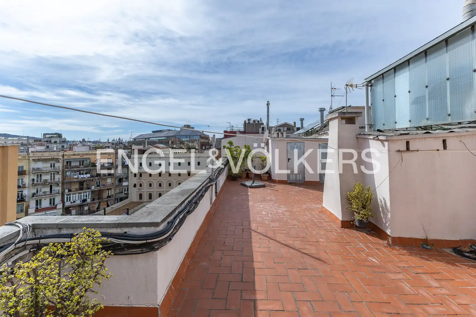 Terrasse von Wohnung zum Verkauf in Barcelona mit Klimaanlage, Heizung und Abstellraum