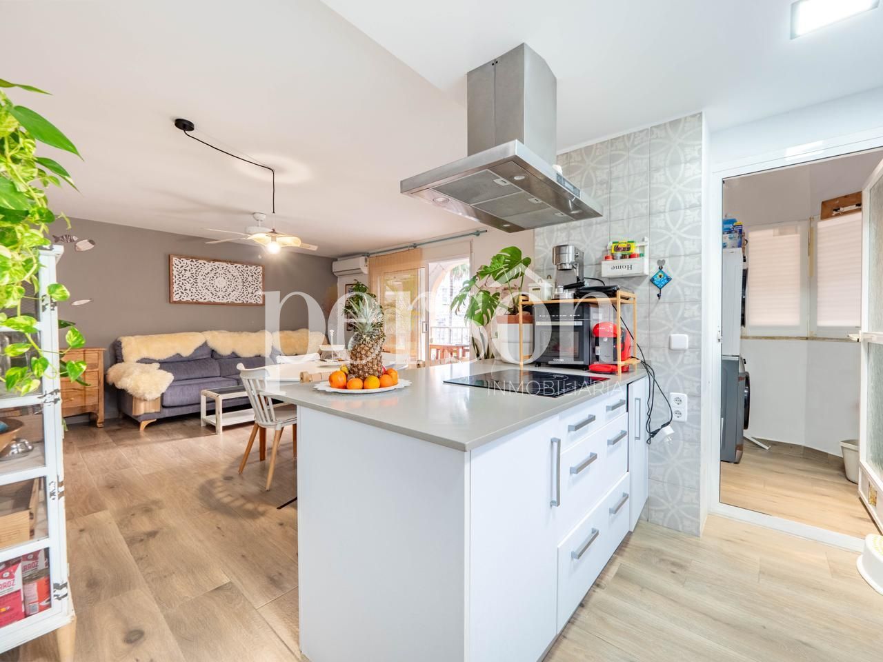 Kitchen of Flat for sale in Cullera  with Air Conditioner, Terrace and Furnished