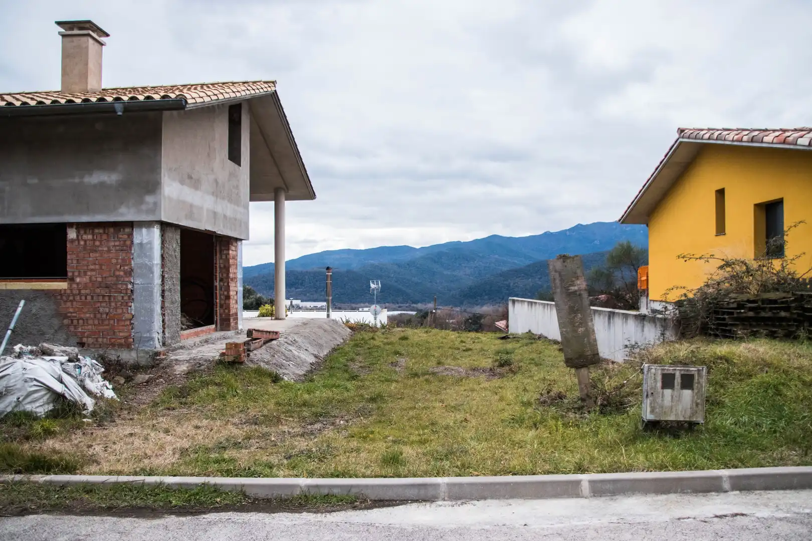 Houses for sale in Montagut i Oix  with Private garden, Terrace and Storage room