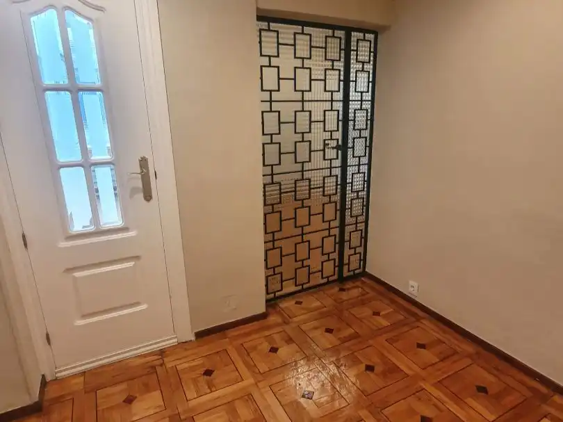 Flat for sale in  Madrid Capital  with Terrace